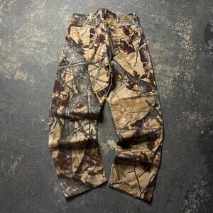 Vintage 90’s Woodland Wrangler  Camo Pants